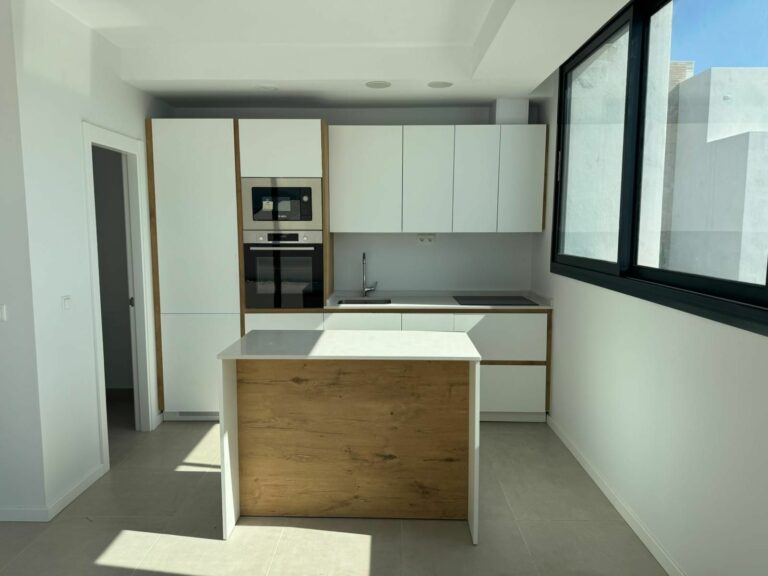 bc914da56af942b8b7ccf3d513f7bab8 - 3