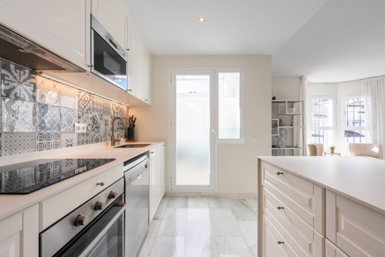 bcf1dde33ea9314ac44076a7932905c5 - 8