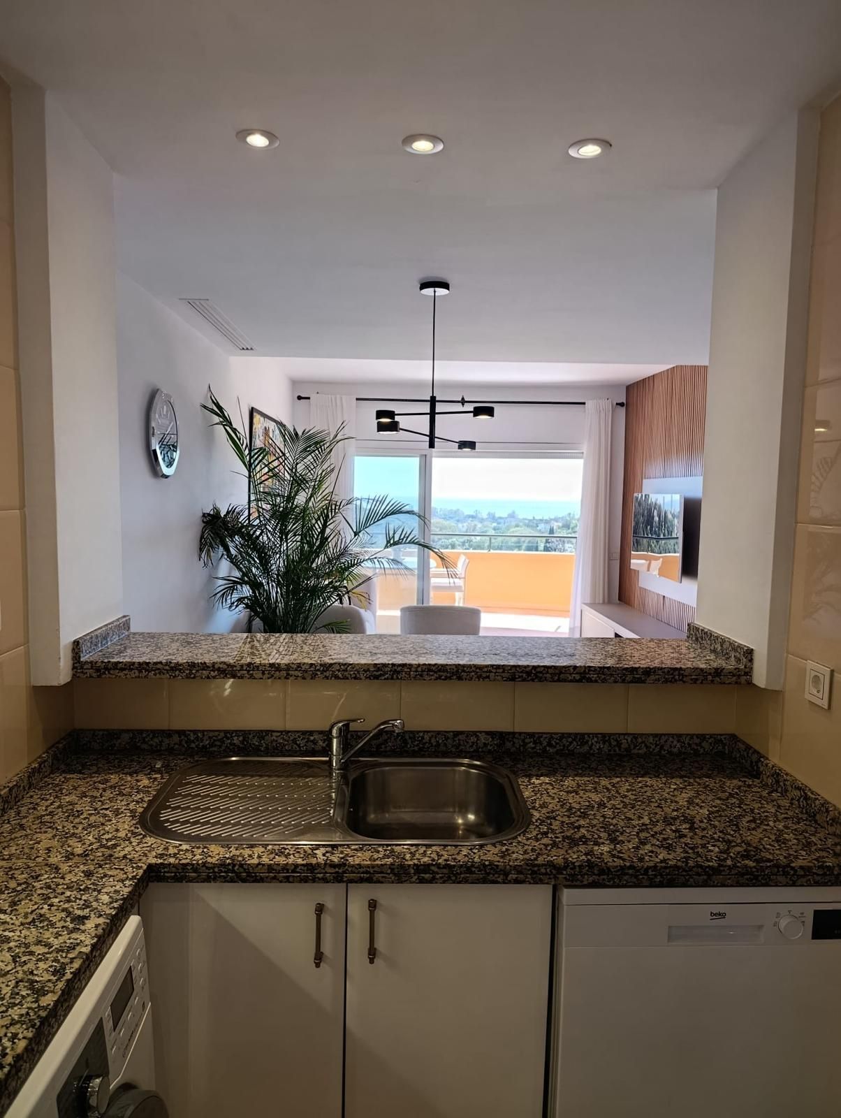 bfd33fc877a283d5cbd6179c3480556c - 7