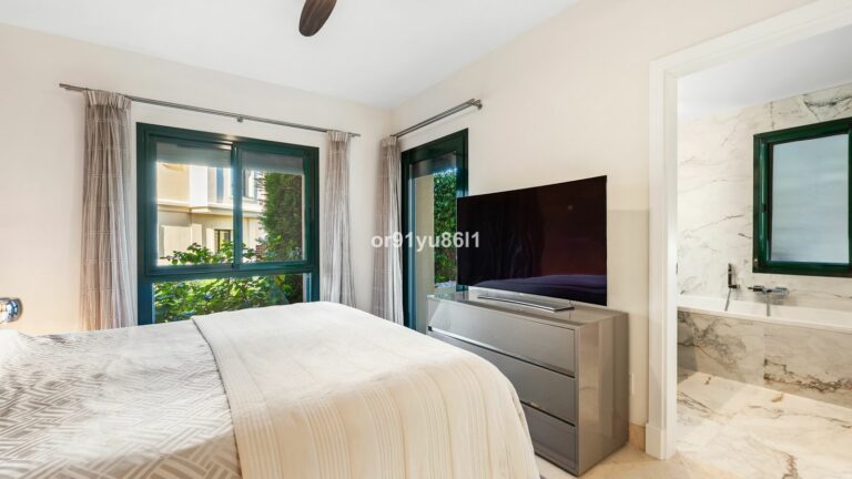 bfd47656e8f74e8923dde5e7eba66463 - 11