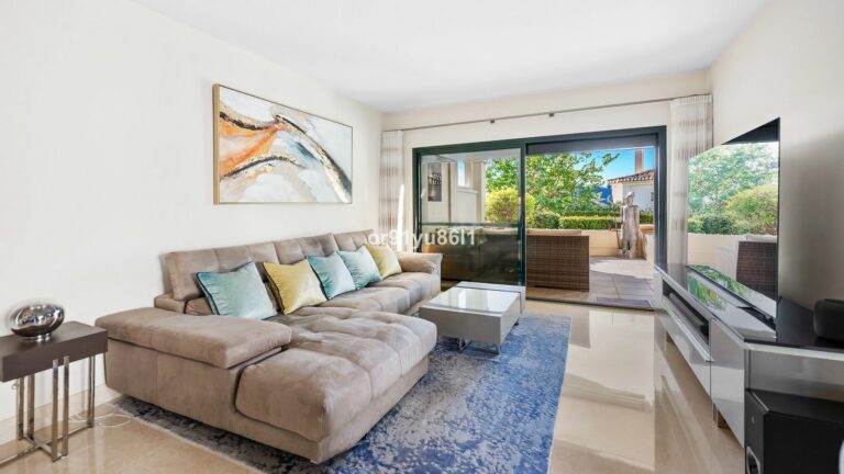 bfd47656e8f74e8923dde5e7eba66463 - 5