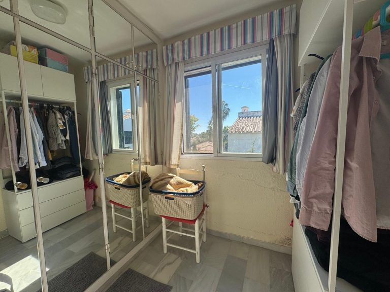 c0ca898e92d2571fb04a267f263dfd07 - 15