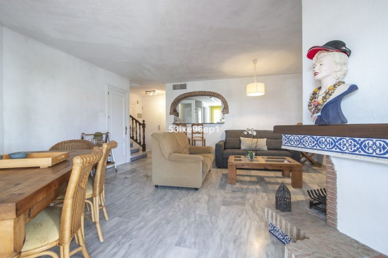 c0cbf9a9647958c2a644c91a141f0f4d - 5