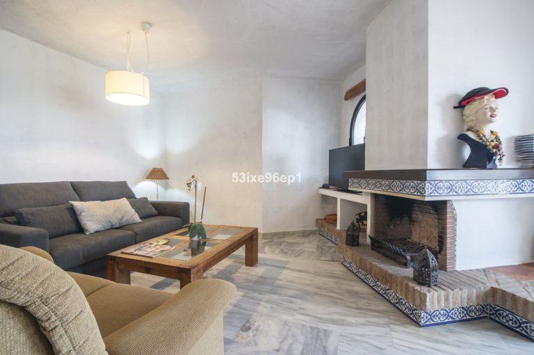 c0cbf9a9647958c2a644c91a141f0f4d - 8