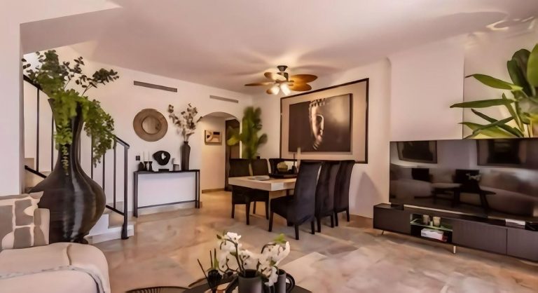 c1d0bd3058912dfc845953c95c3627b1 - 12