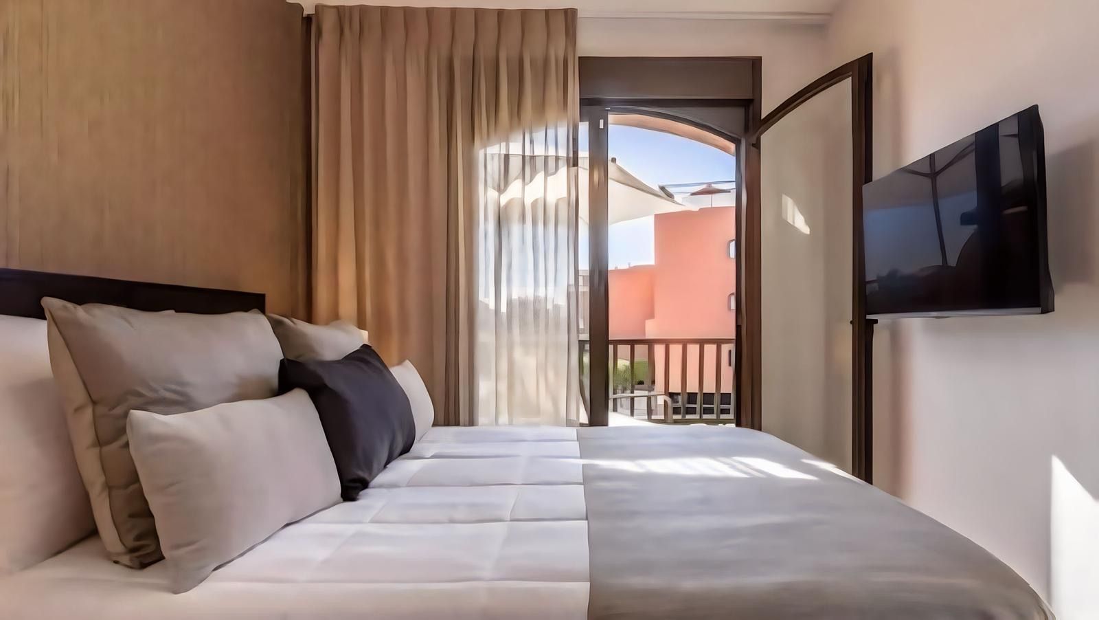 c1d0bd3058912dfc845953c95c3627b1 - 9