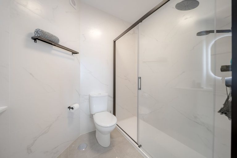 c1f628c1221814fc509303d453ed81c2 - 16