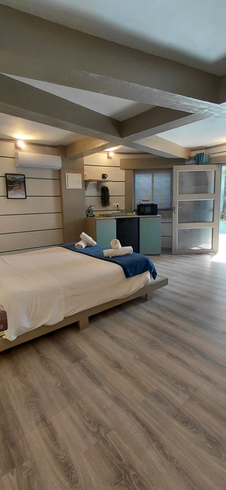 c3378c43646ba4728626b5b6c7d88199 - 14