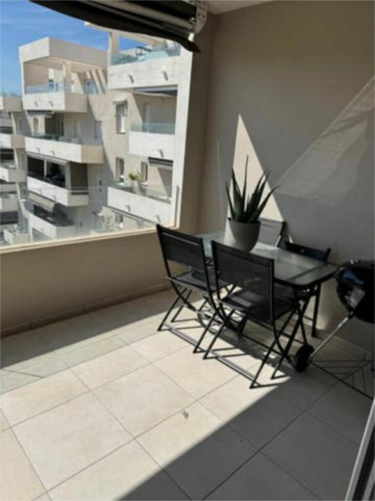 c411cabafb0f6b8c1fea14dcb1794e00 - 3