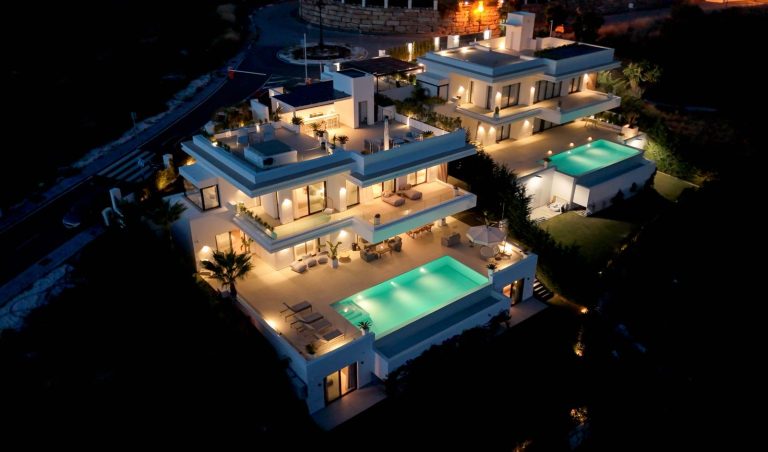 c4f7b53766443464c6820a3770b47bfa - 1