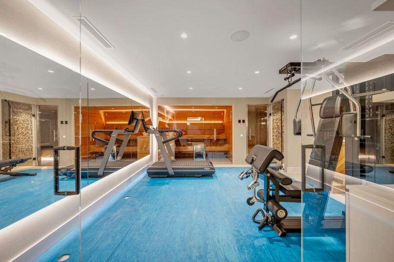 c4f7b53766443464c6820a3770b47bfa - 4