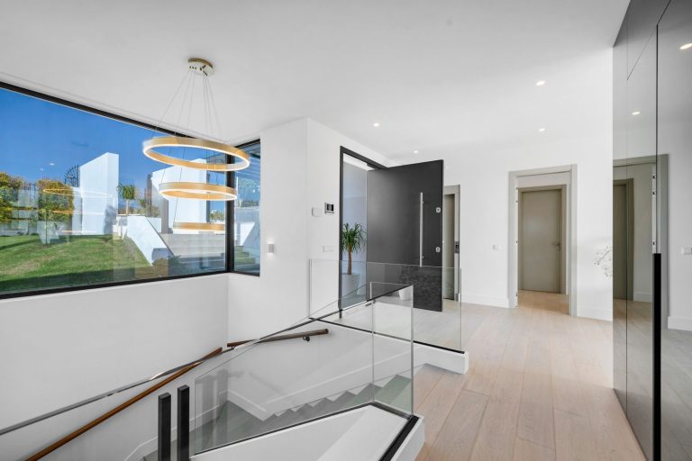 c4f7b53766443464c6820a3770b47bfa - 7