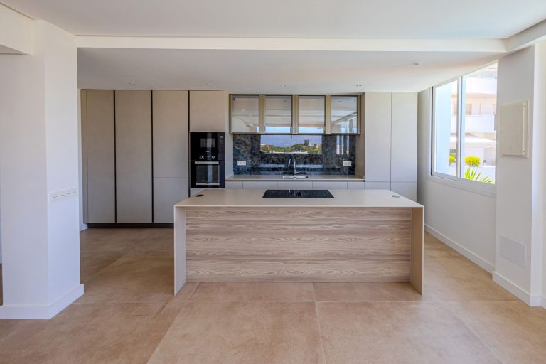 c50de66cd20398b8b94a87c57417be2f - 5