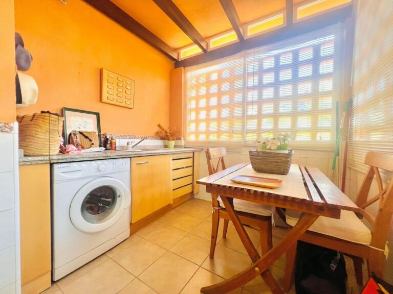 c5fa904bae5b4dd4b2ecc42dacced092 - 10