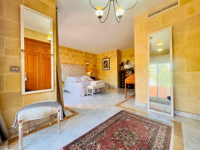 c5fa904bae5b4dd4b2ecc42dacced092 - 12