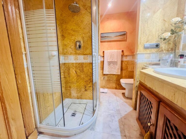 c5fa904bae5b4dd4b2ecc42dacced092 - 14