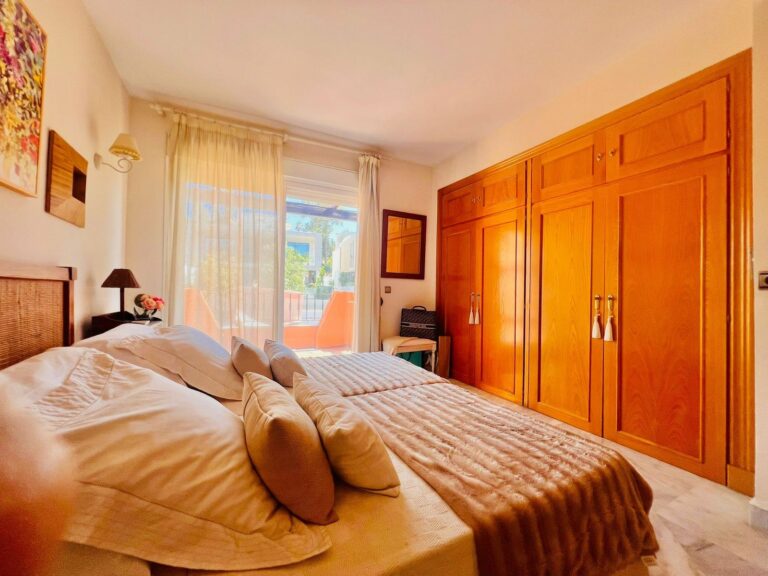 c5fa904bae5b4dd4b2ecc42dacced092 - 16