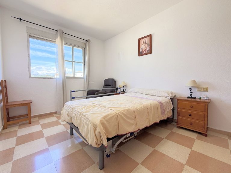 c8944bd0921b50891be394e86da00ac9 - 14