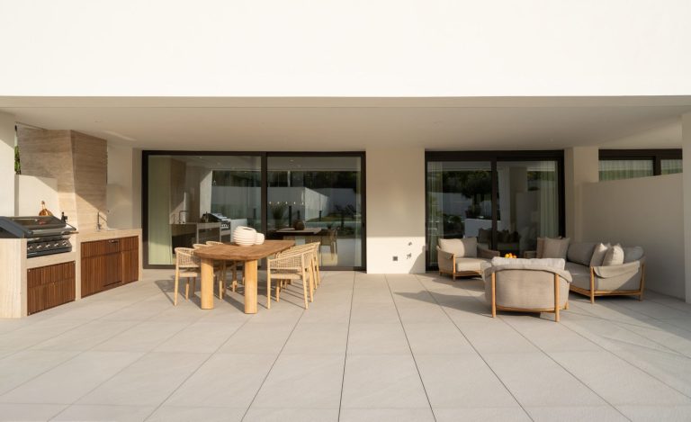 c8e1fa4321e0254884ae2fb064c0eb14 - 2