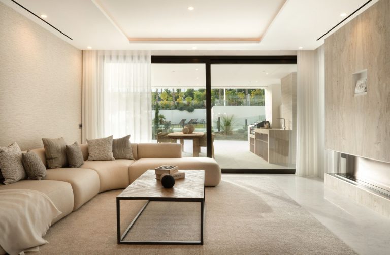 c8e1fa4321e0254884ae2fb064c0eb14 - 6