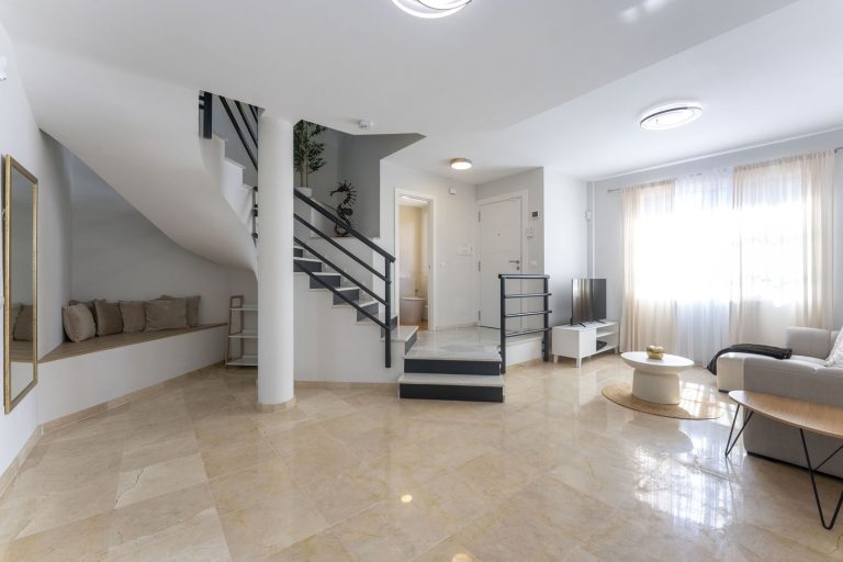 c9bd603023f0f96a3062041cc3412da1 - 10