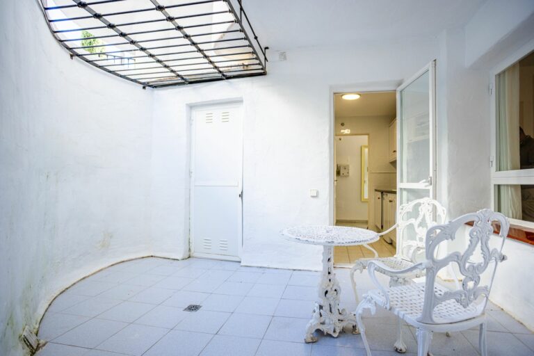 ca11438070be0dce56ab7e5d14e5c5fd - 15