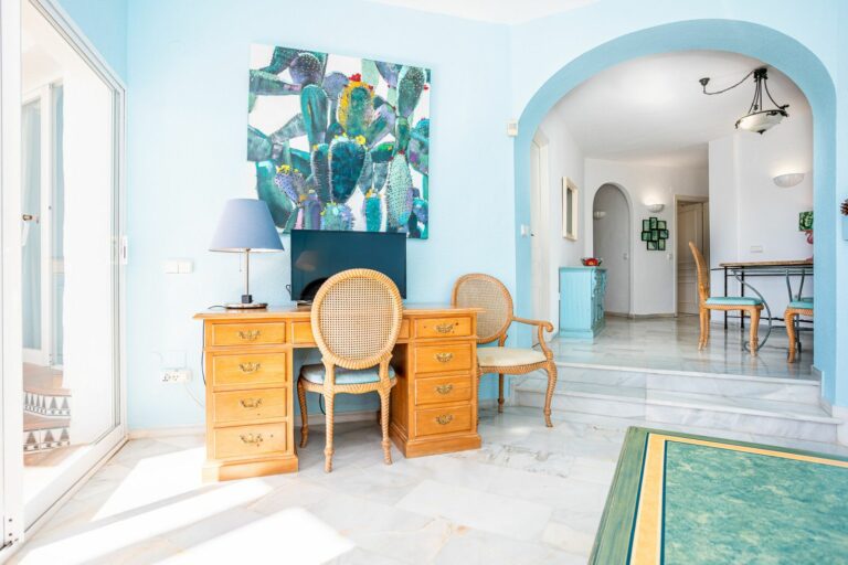 ca11438070be0dce56ab7e5d14e5c5fd - 16