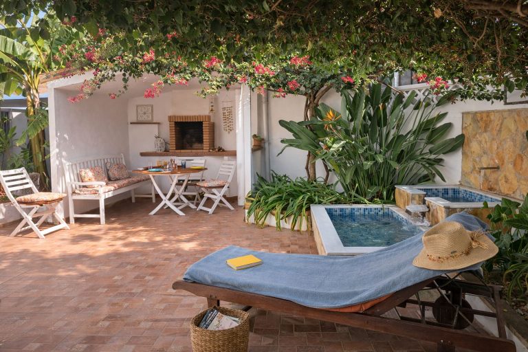 ca44e776b9c582b0d15a60e0c67c4cd2 - 10