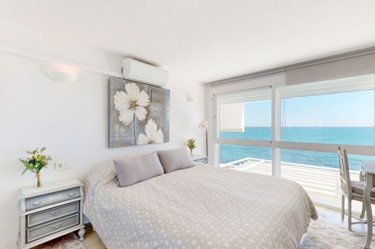 ca6994838fe3ee413d9e7a01defcaf1a - 12