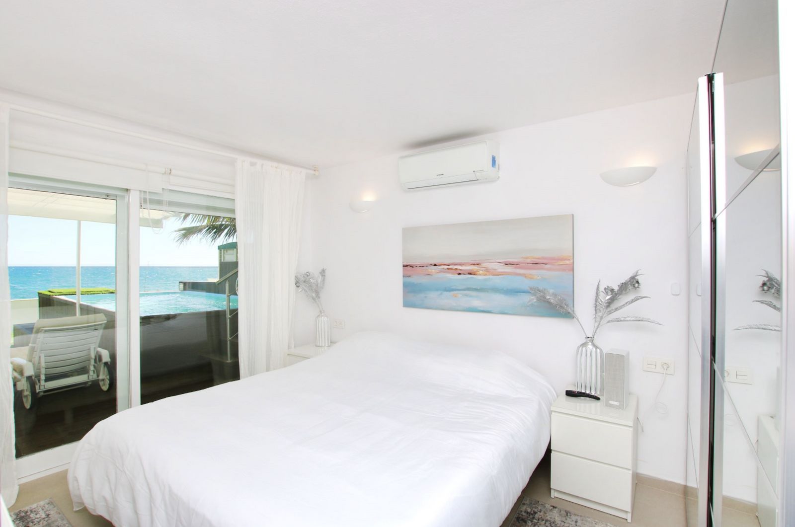 ca6994838fe3ee413d9e7a01defcaf1a - 13