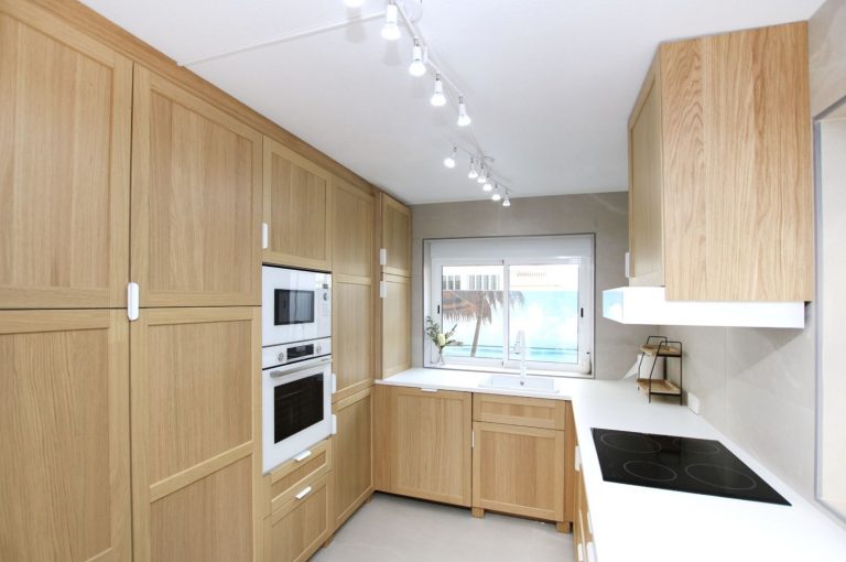 ca6994838fe3ee413d9e7a01defcaf1a - 8