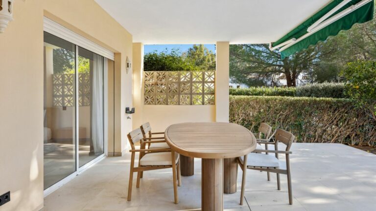 caf556ec0b8af8b2f13ae8a660f9efbd - 2