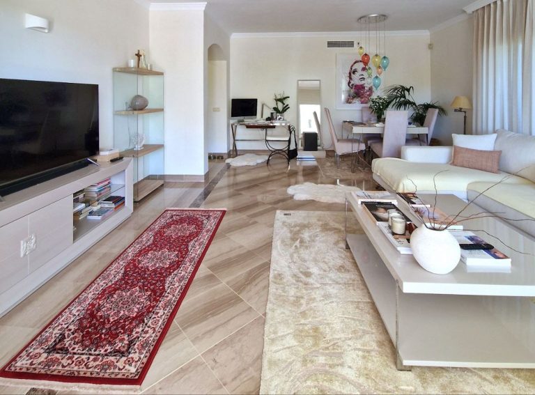 cb0c03bb9ec038e60cad13d0f10c12b0 - 4