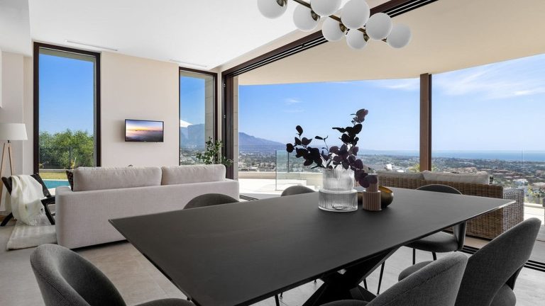 cb4aa1c2ad956267b061439f245783ea - 11