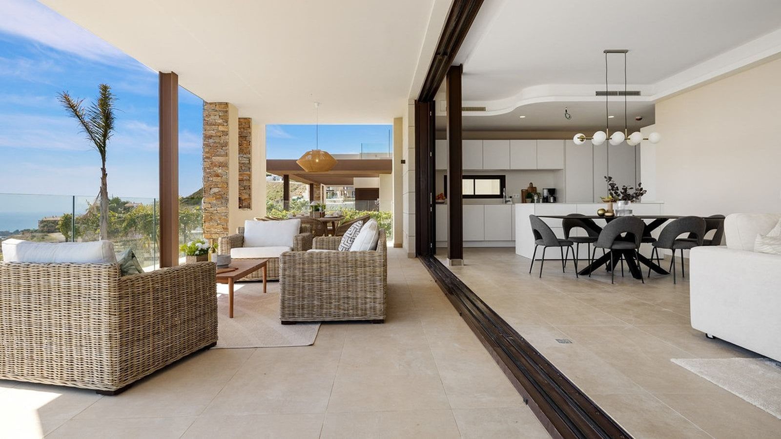 cb4aa1c2ad956267b061439f245783ea - 13