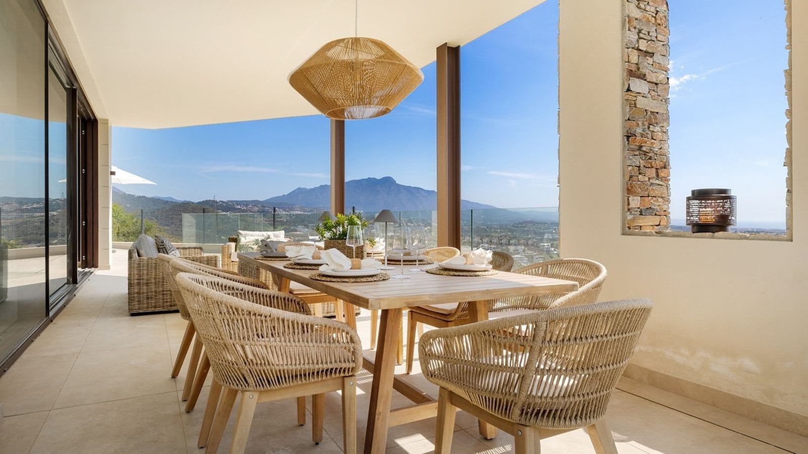 cb4aa1c2ad956267b061439f245783ea - 14