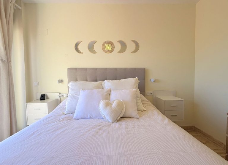 cb5f69da70c50cfcdc6dae31628ee349 - 15