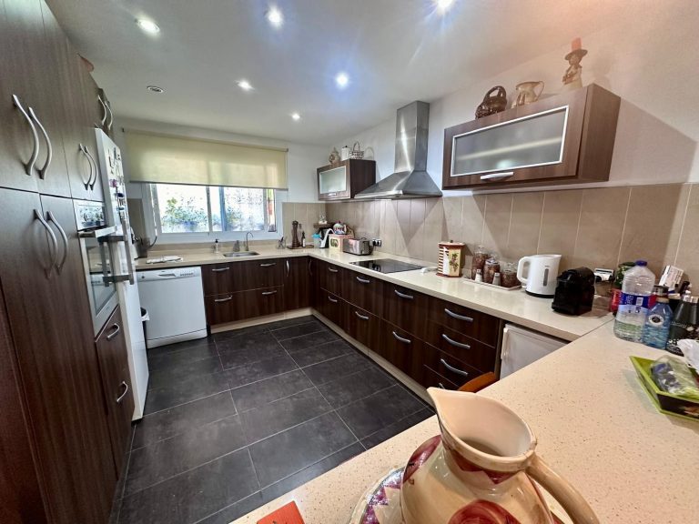 cce2c6425dea4fbd2200a41a7cd6ae15 - 14