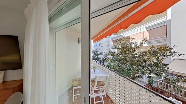 cda318c33a2785bc5404cc644833c6eb - 12