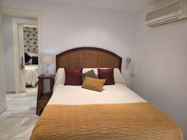 cda318c33a2785bc5404cc644833c6eb - 4