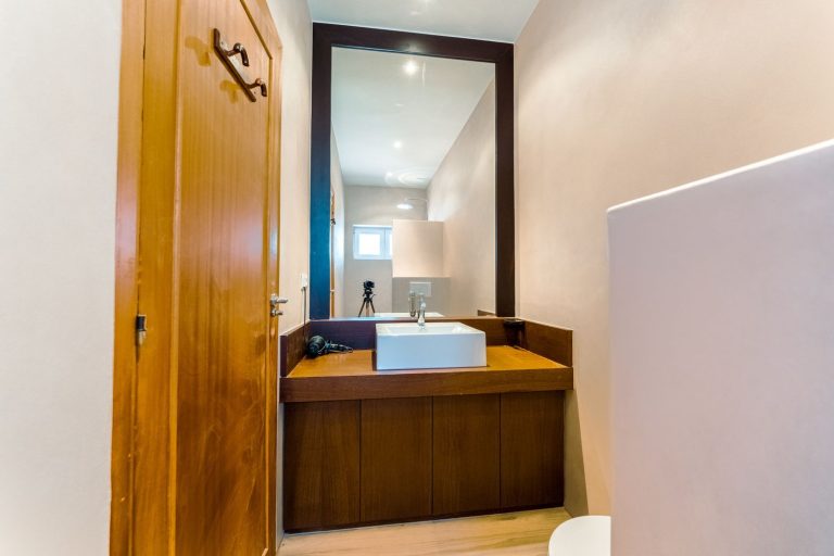 ce26e491be2ae146ec2686d9842a930c - 12