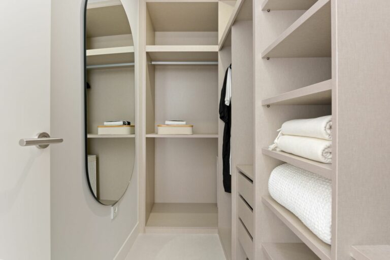 cedd8ff9226df36f14a3fdd7a0b1b633 - 8