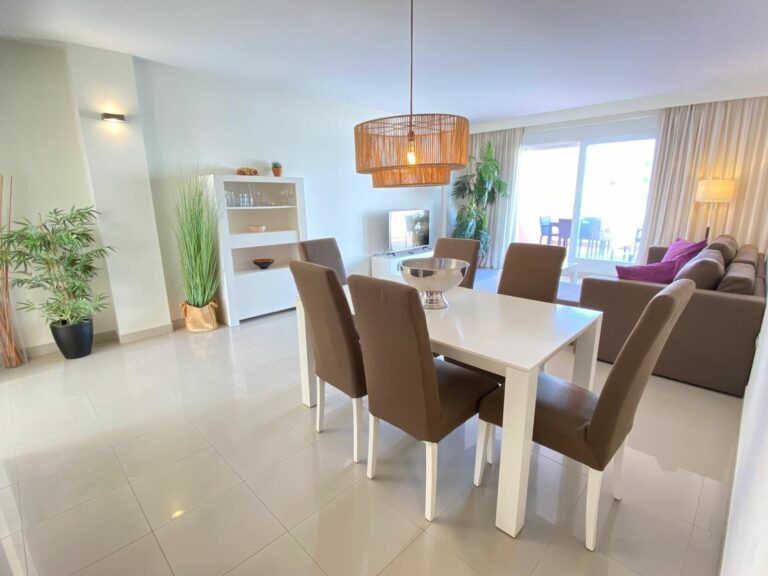 cfa305336f050462d06b5adf621994d6 - 7