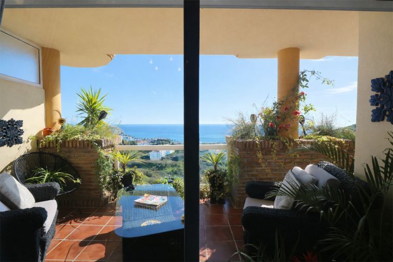 cfbd180ea7d94fe1fb90174eab677962 - 3