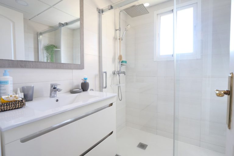 cfbd180ea7d94fe1fb90174eab677962 - 6