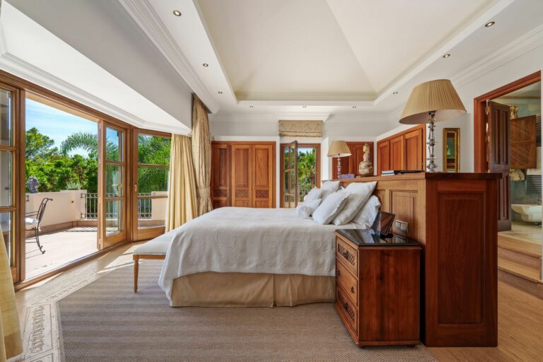 d06979369b6398189c6add4d980d9f6a - 16