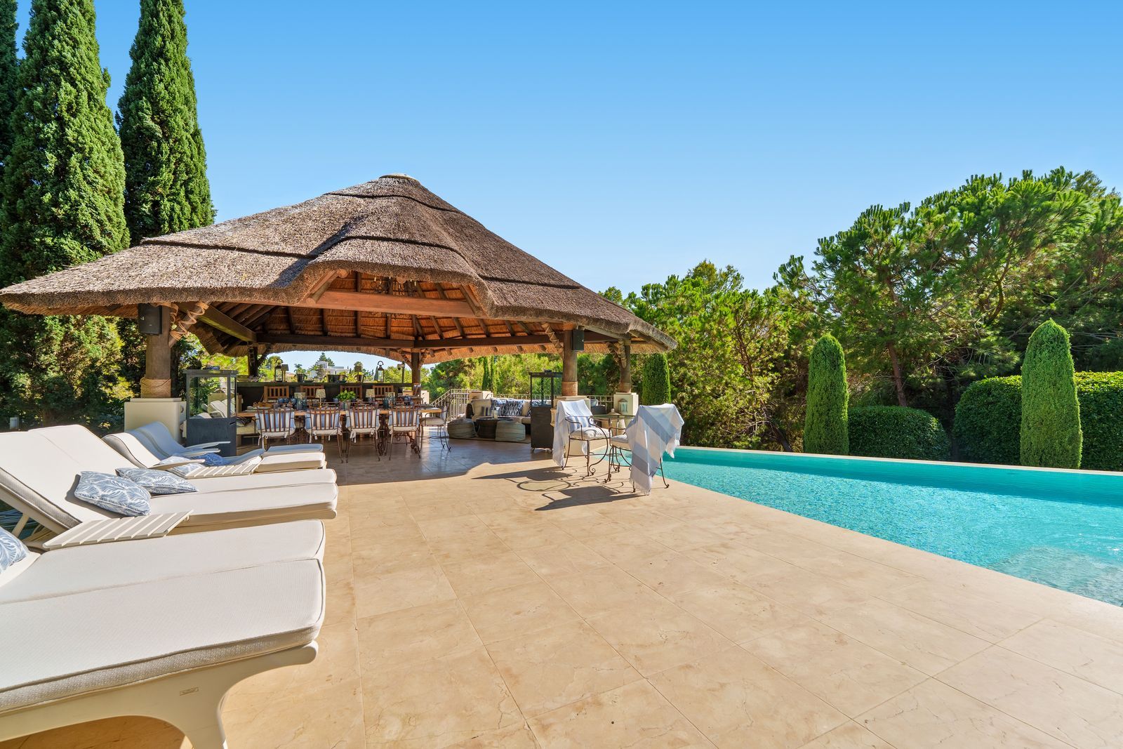 d06979369b6398189c6add4d980d9f6a - 2