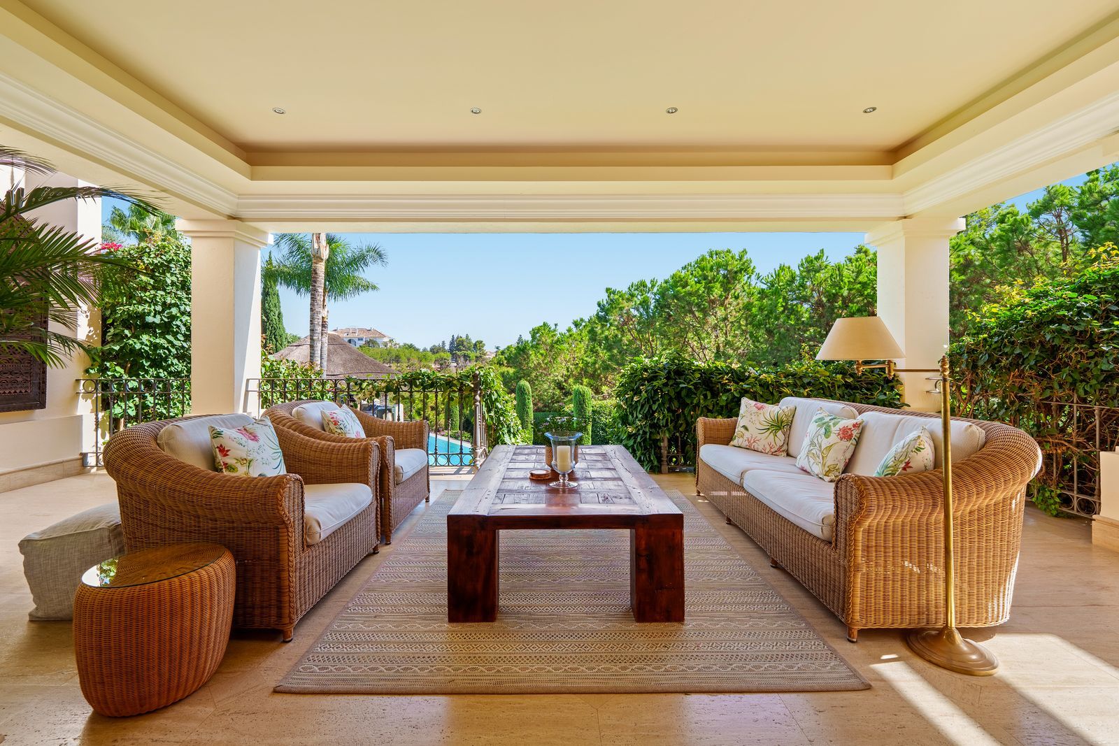 d06979369b6398189c6add4d980d9f6a - 9