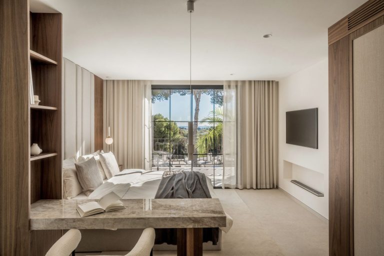 d14d2d4db67cf9687a33eb3cd9c3f5b5 - 5