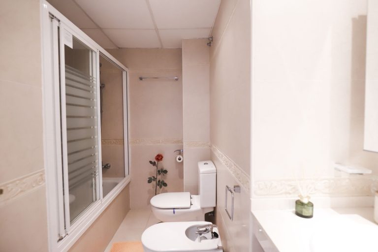 d15fc8f9e66b2bc3e3c2a71ce014b7db - 14